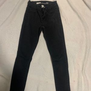 Low rise jeans